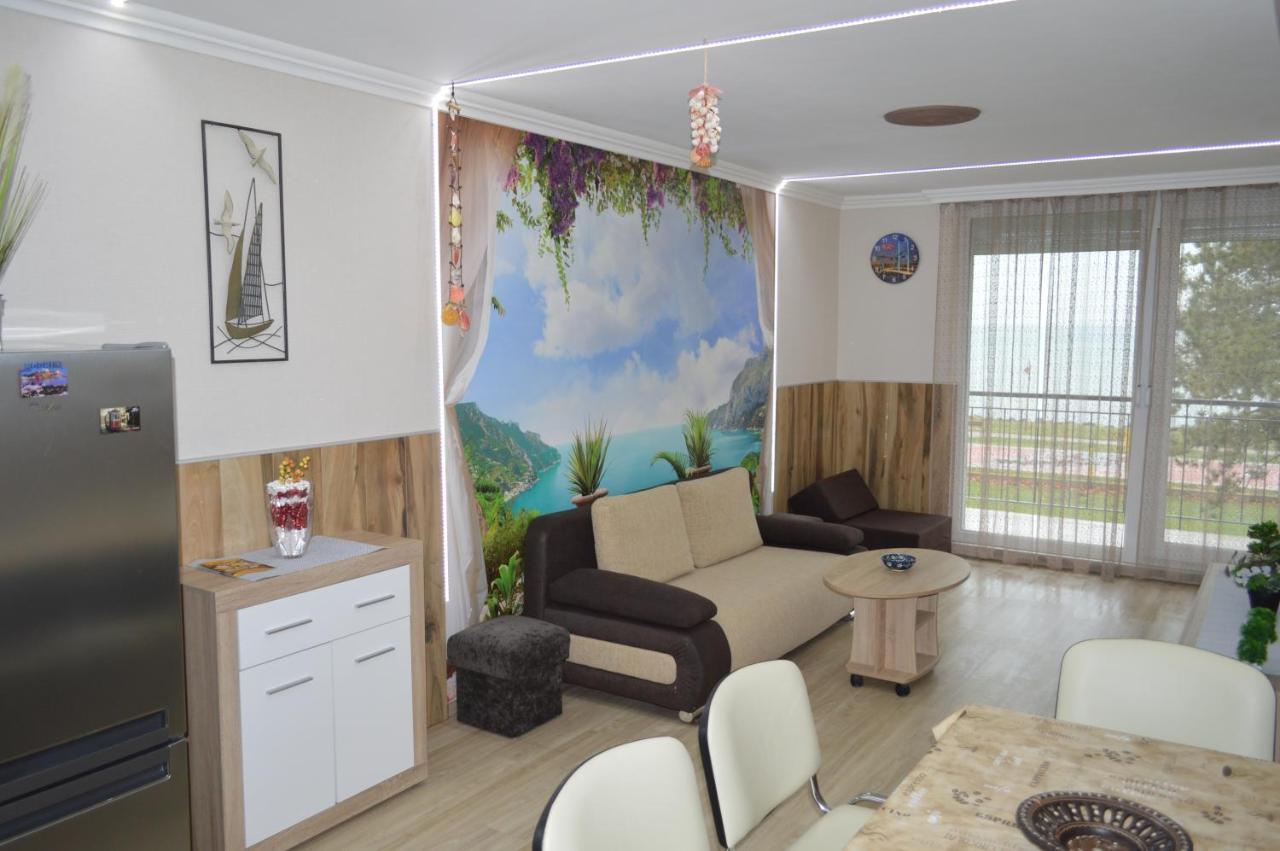 Ezuestpart Granada Koezvetlen Vizparti Premium Apartment *