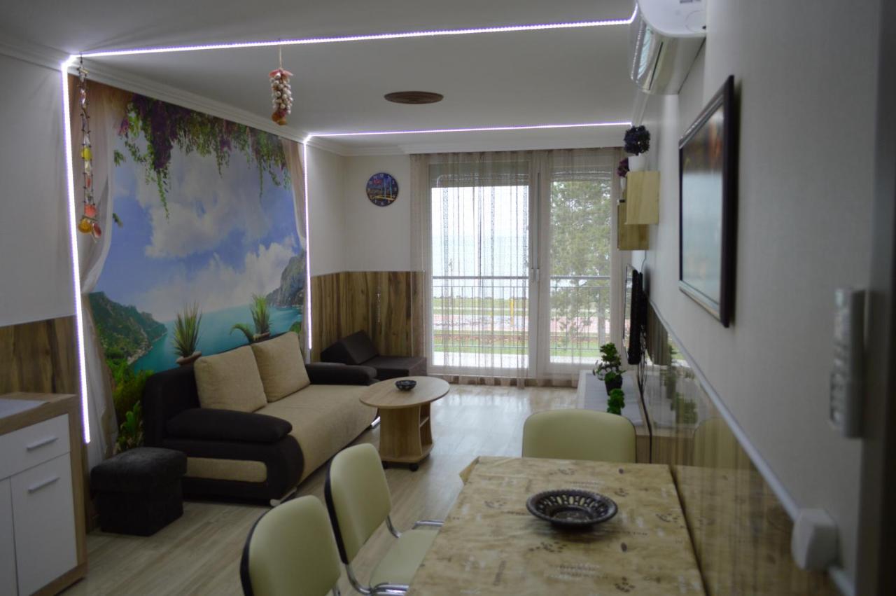 Apartment Ezuestpart Granada Koezvetlen Vizparti Premium