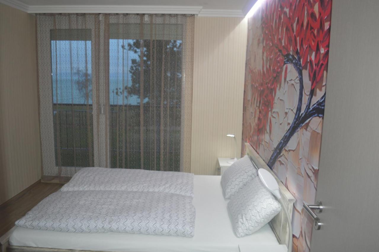 Ezuestpart Granada Koezvetlen Vizparti Premium Apartment *